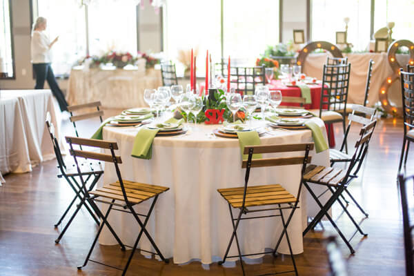Rent round tables for your wedding